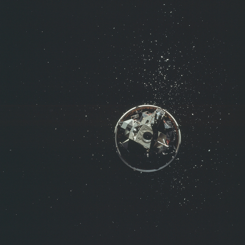 Illustration for article titled NASA Just Released 8,400+ Incredible High-Res Images From The Apollo Program